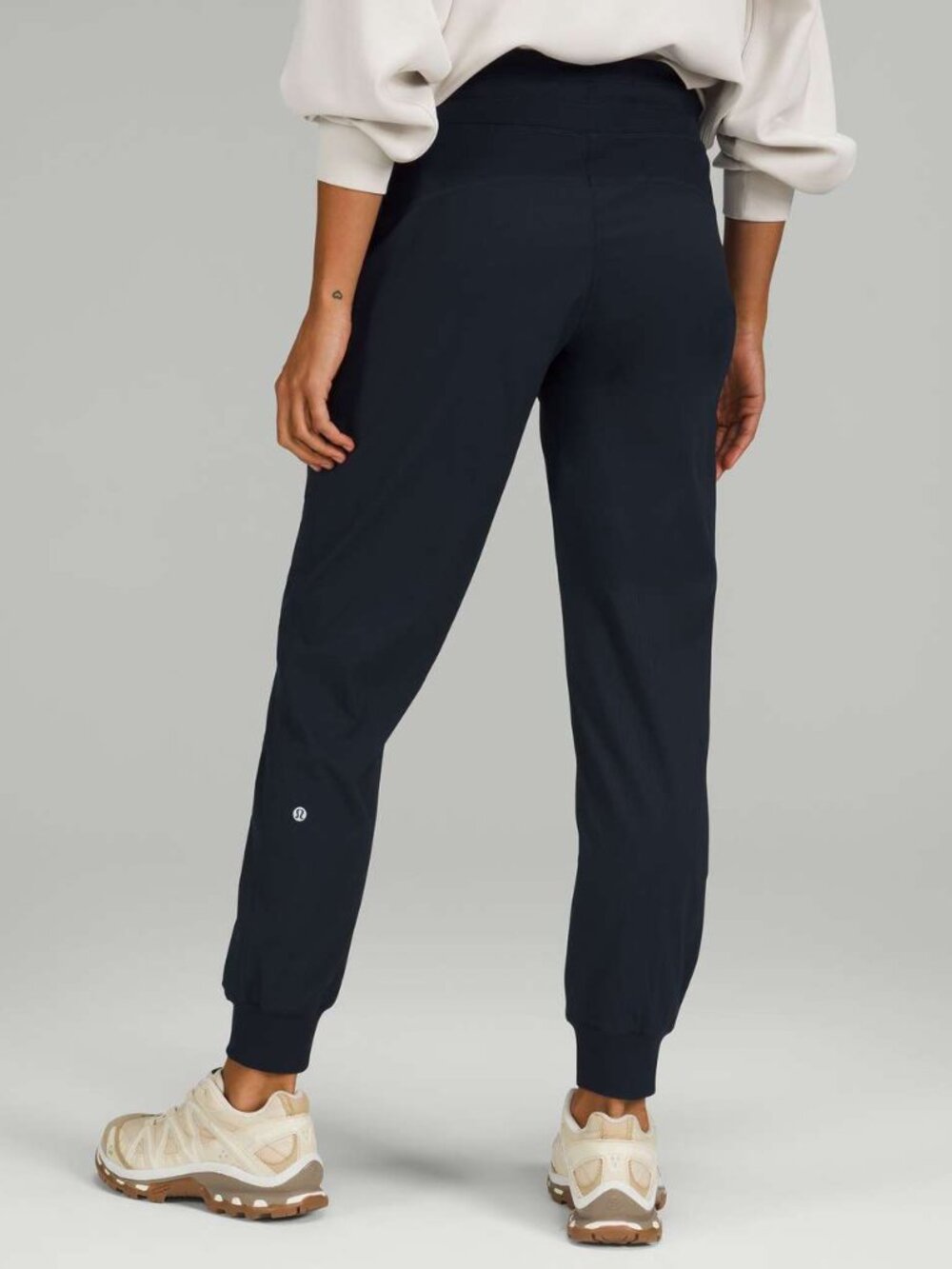 Genuine Lululemon Dance Studio Jogger Size 10 Style W5ENMS